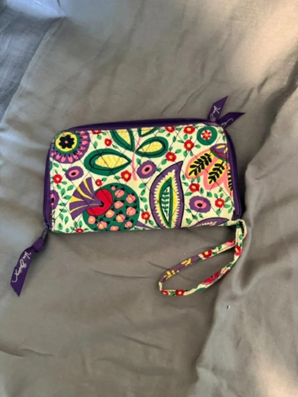 Vera Bradley satchel has